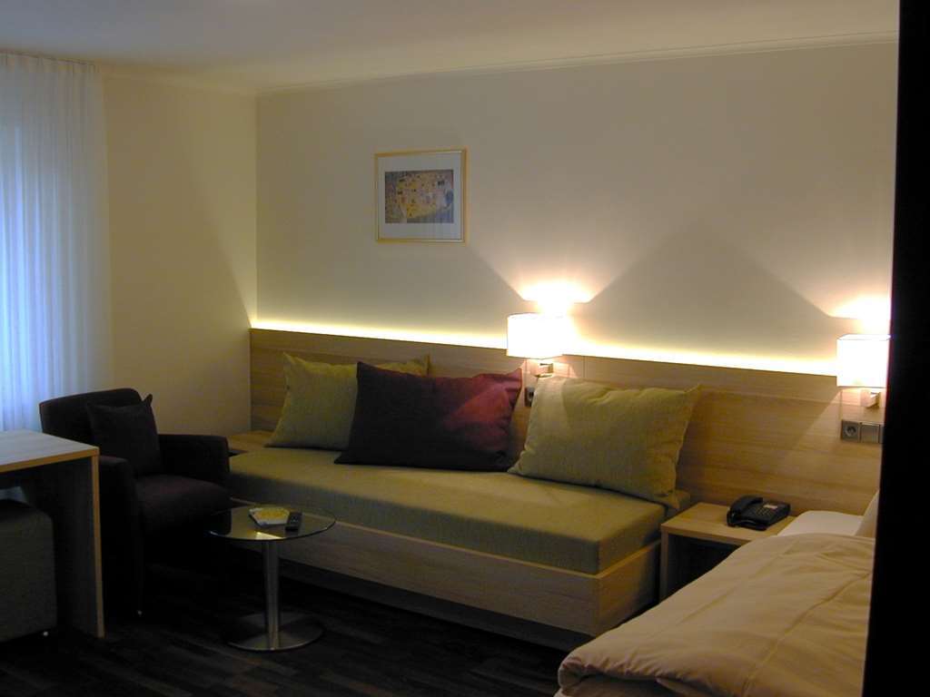 Hotel-Restaurant Froehlich Kaiserslautern Luaran gambar