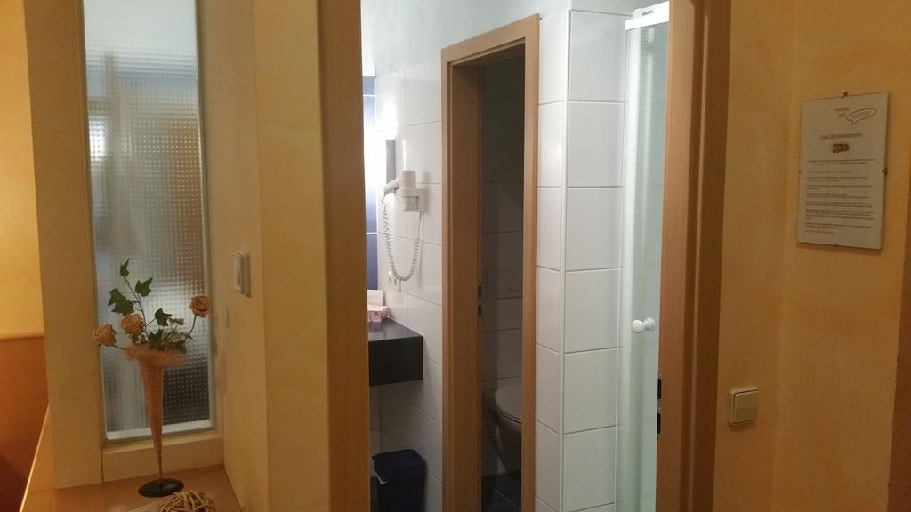 Hotel-Restaurant Froehlich Kaiserslautern Luaran gambar