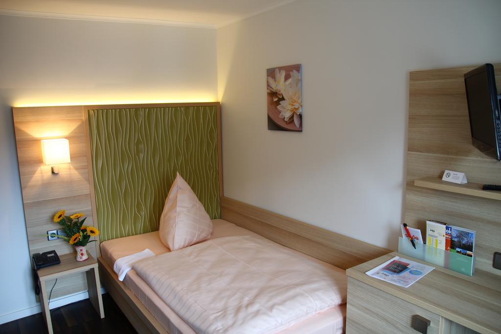 Hotel-Restaurant Froehlich Kaiserslautern Luaran gambar