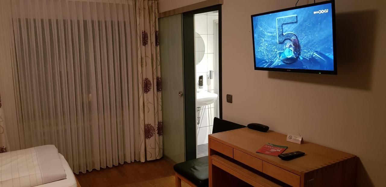 Hotel-Restaurant Froehlich Kaiserslautern Luaran gambar
